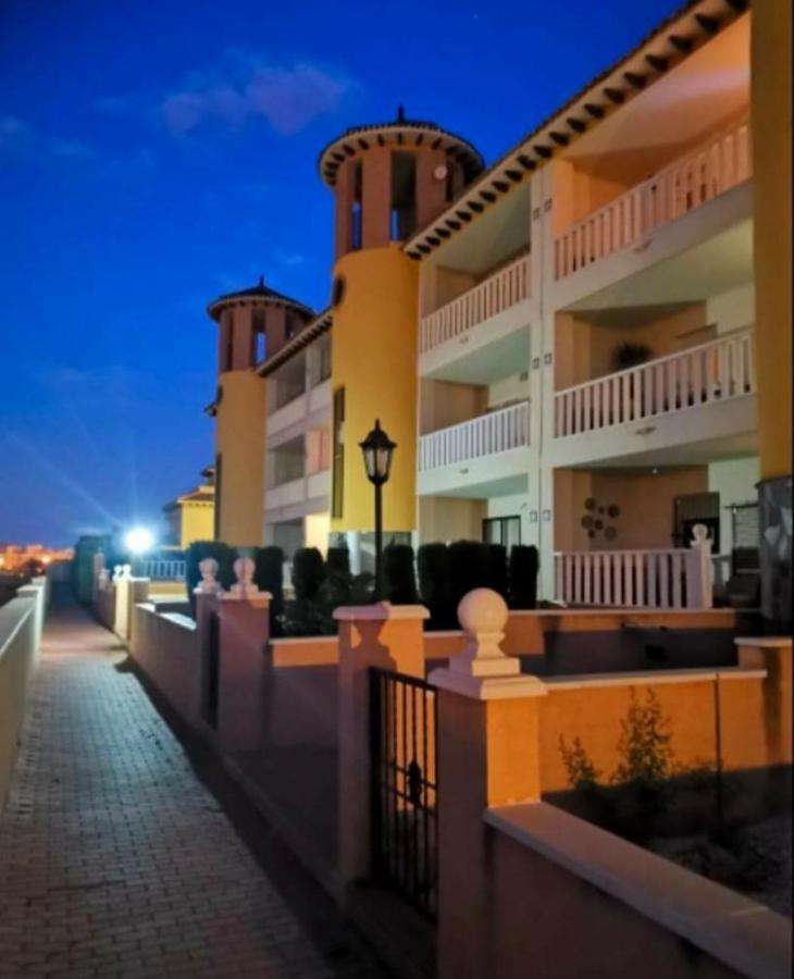 Casa Kris Apartment Орихуела Екстериор снимка